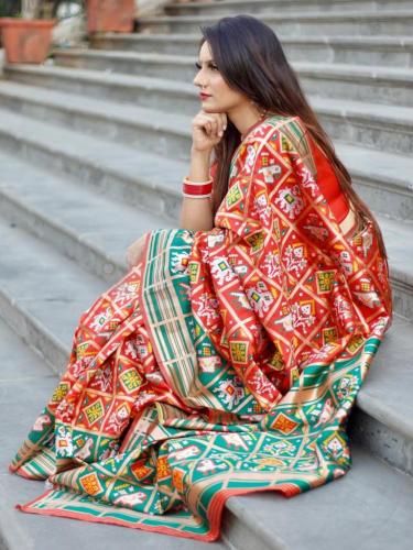 Red-Green-Patola-Double-Ikat-L1-1651647230